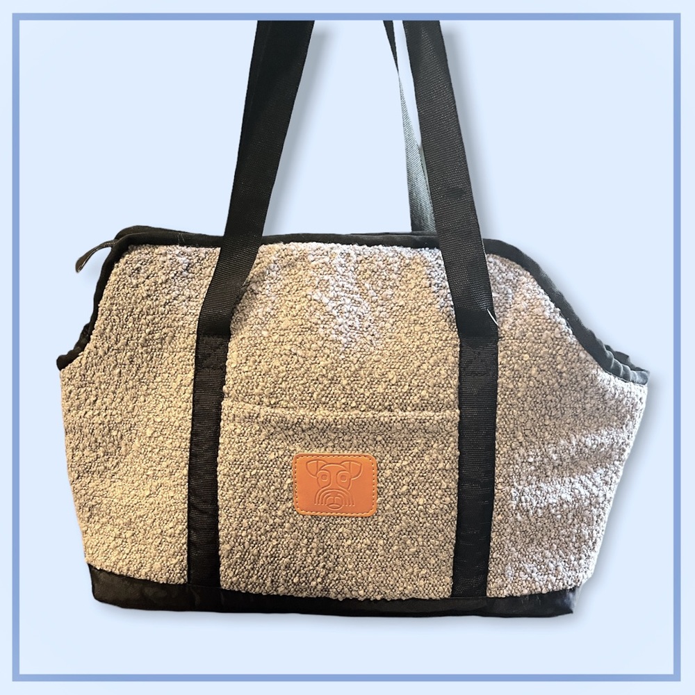 Dog carrier